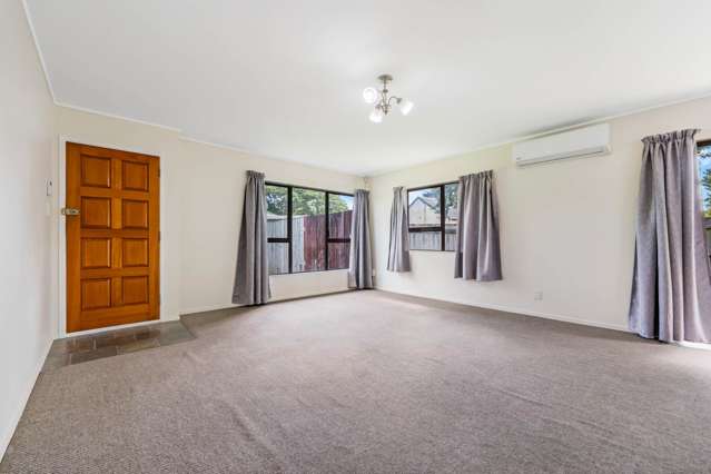 1/9 Sharivari Place Conifer Grove_3