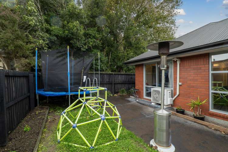 18e Defoe Place Waltham_8