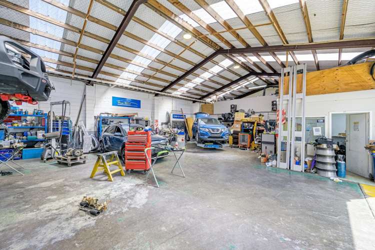 11 View Road Henderson_16