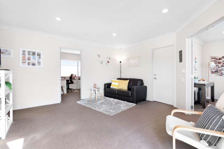 4 Bellshill Close Wattle Downs_7