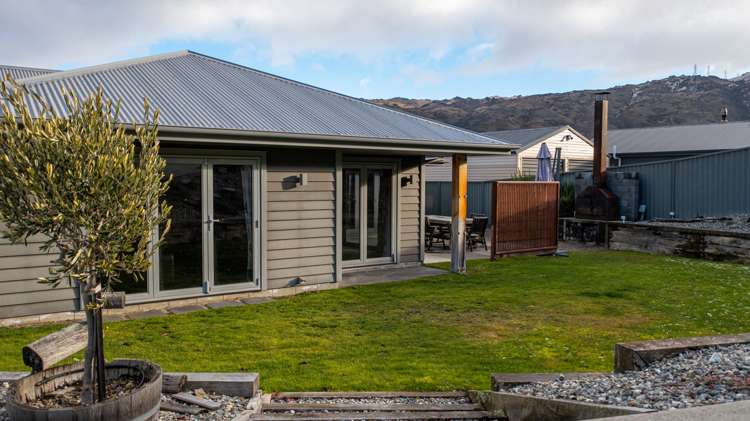 6 Holdom Place Clyde_16