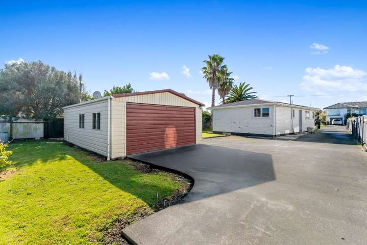 72 Cargill Street Papakura_16
