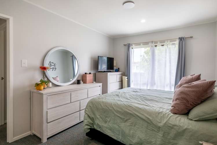 1/16 Edwin Freeman Place Ranui_11