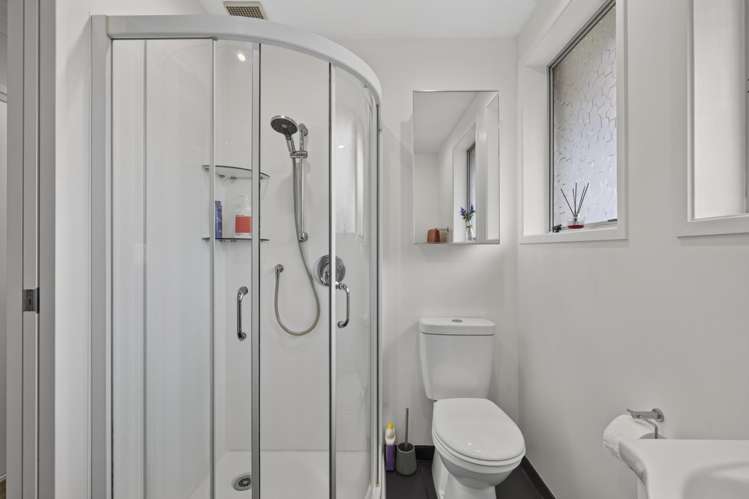 60 Tavistock Street Westown_18