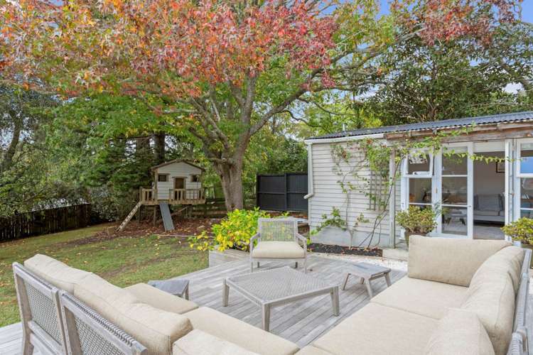 5 Roland Road Greenhithe_14