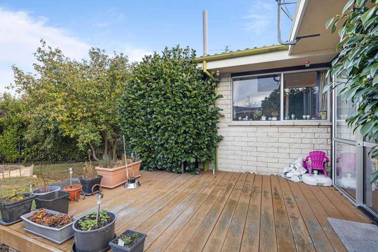 1/98A Lake Terrace Road Burwood_10