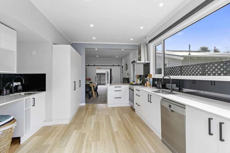 10 Byron Street Petone_4