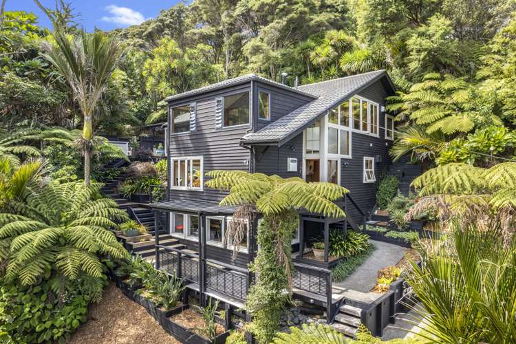 27 Scenic Drive Titirangi_6