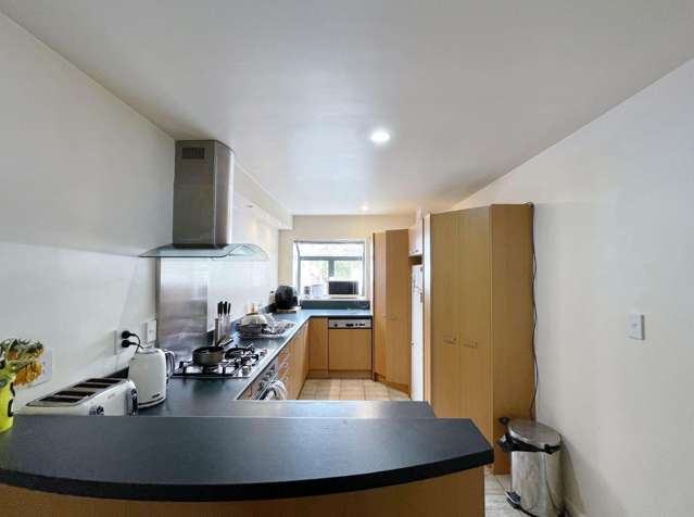 7/4 Brockworth Pl Riccarton_1