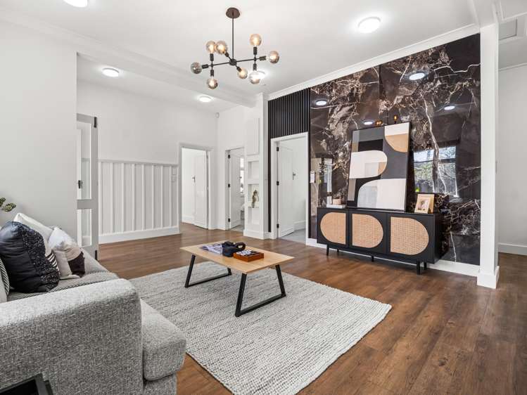 309 Main South Road Hornby_1