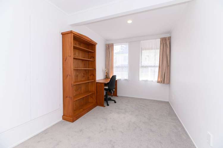 6a Shanaway Rise Hillcrest_21