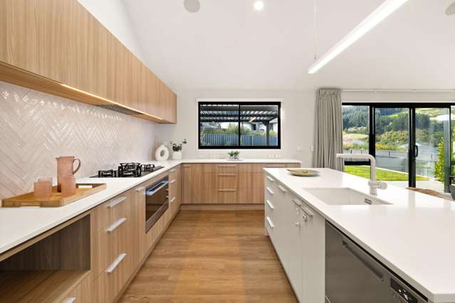 Near New, Stylish Living - not yet under offer