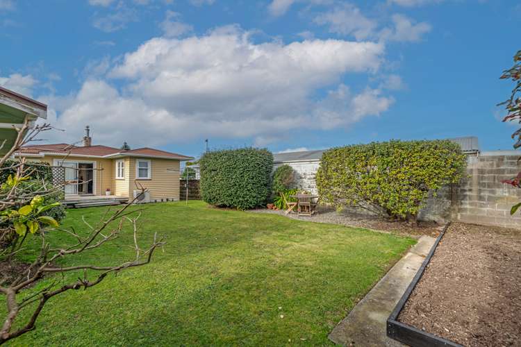 10 Ellesmere Crescent Highbury_14