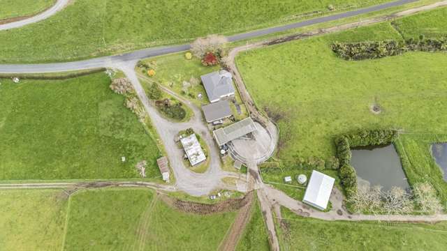 22 Ngaro Road Tariki_1