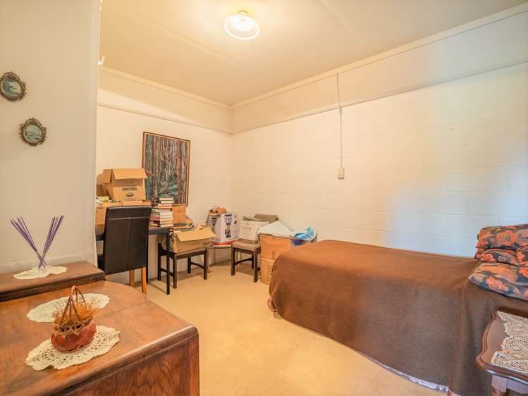 12 Riselaw Road Calton Hill_10