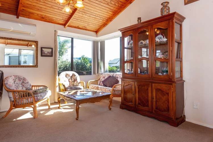 2 Chestnut Grove Tairua_10