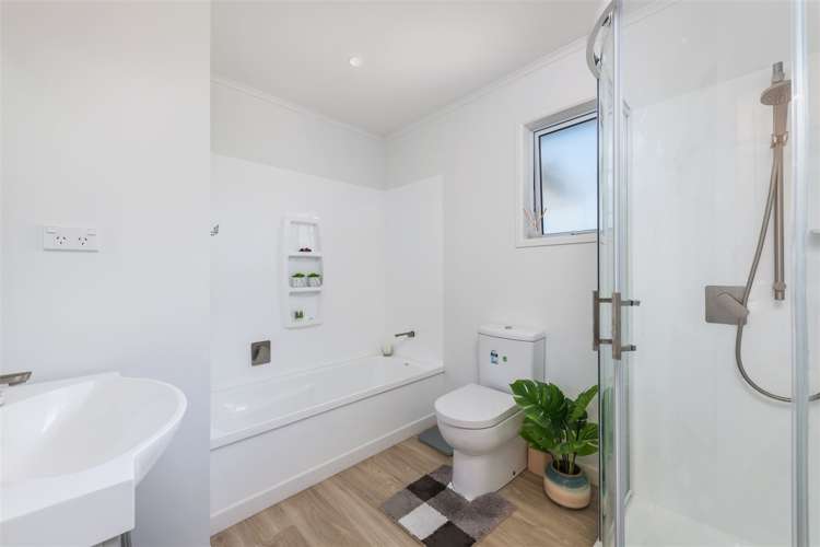 74 Sylvan Crescent Te Atatu South_19