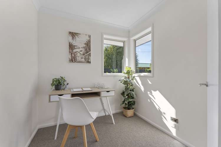 9a Larch Place Casebrook_16