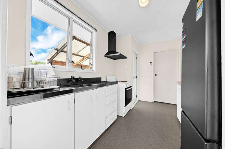 24 Frobisher Way Clendon Park_10