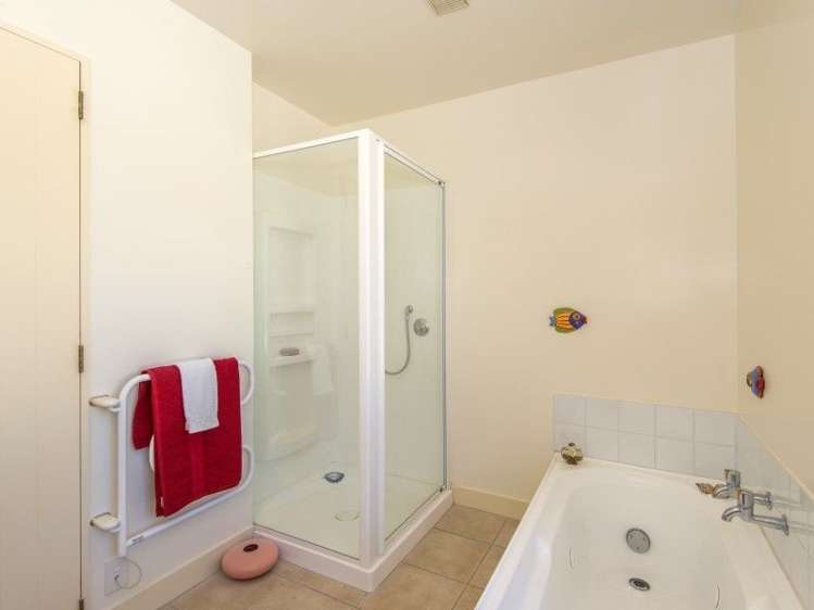 2/1830 West Coast Road Kirwee_14