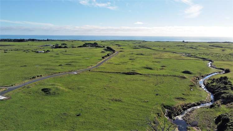 189 Namu Road Opunake_11