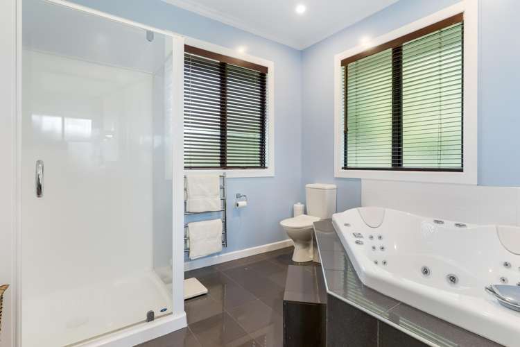 36 and 38 O'Brien Road Winton_14