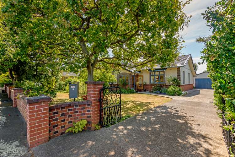 7 Saint Johns Avenue Palmerston North Central_23