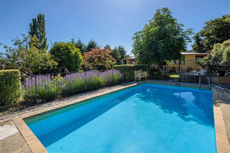 36 Reid Avenue Luggate_19