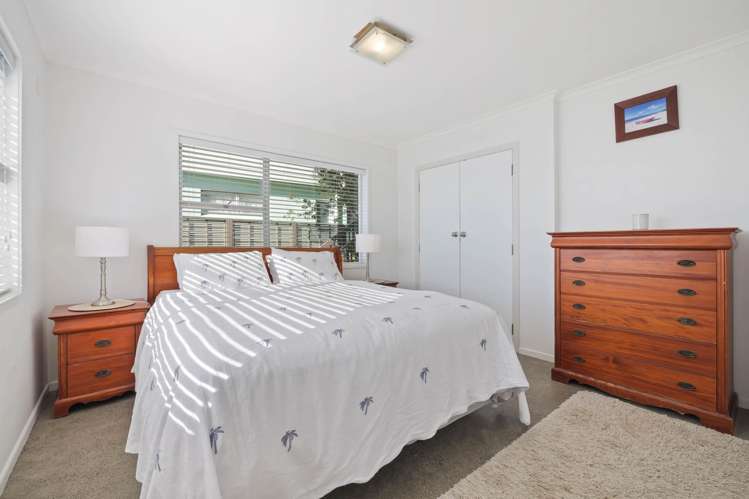 59 Torkar Road Clarks Beach_16
