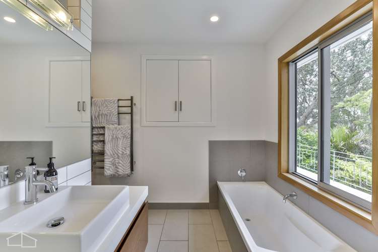 52 Paturoa Road Titirangi_14