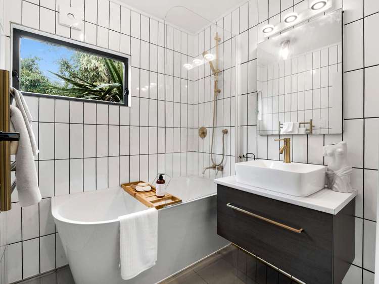 49a Great North Road Saint Johns Hill_20