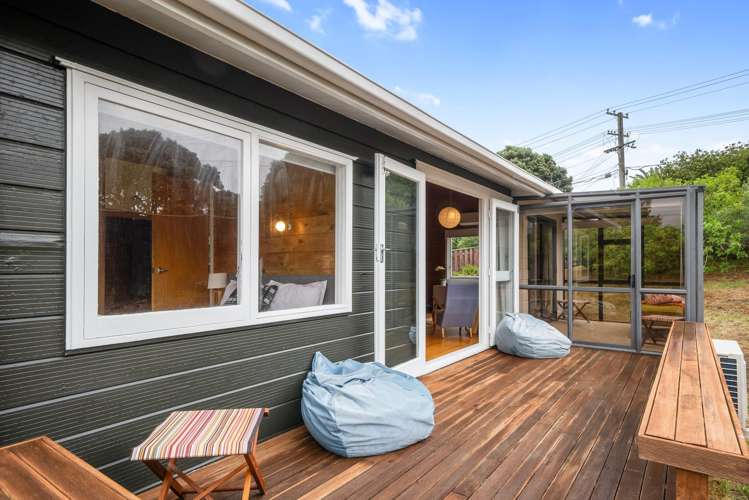 18 William Street Waikanae Beach_1