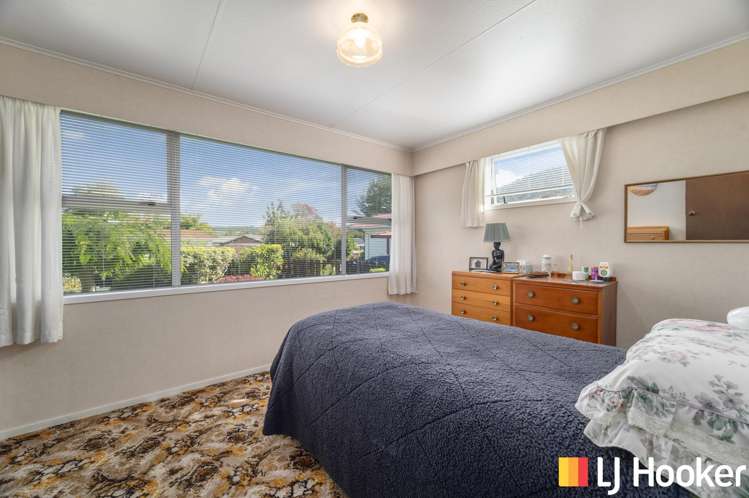 19 Joanne Crescent Pukehangi_10