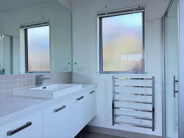 8 Kingfisher Road Silverdale_5