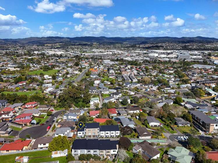 7/7 South Pacific Place Henderson_13