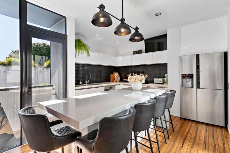 84 Fisher-Point Drive Auckland Central_11