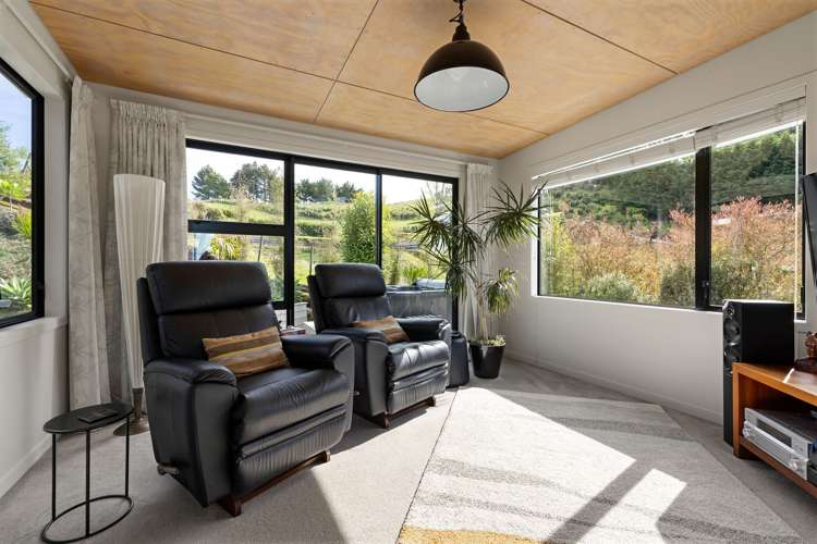 6 Tiwarawara Lane Pirongia_8