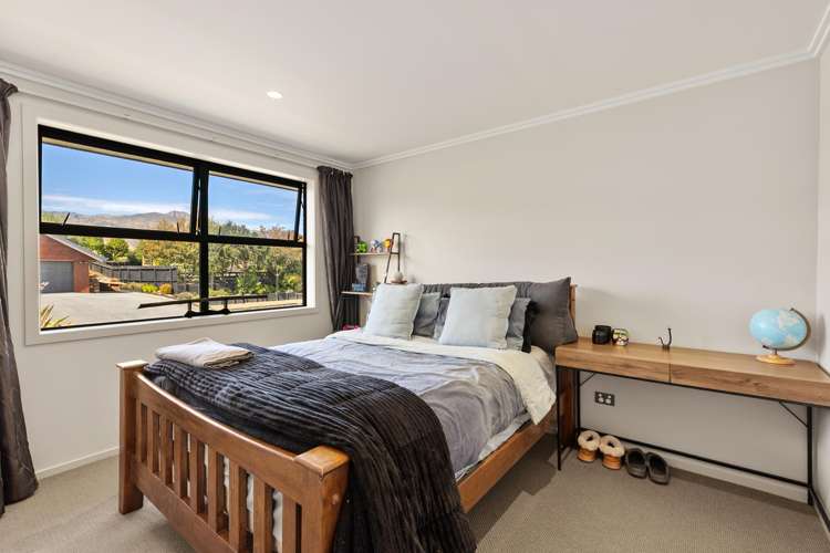 1 Mary Lane Lake Hawea_11