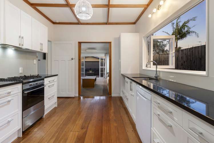 1/52 Northboro Road Belmont_14