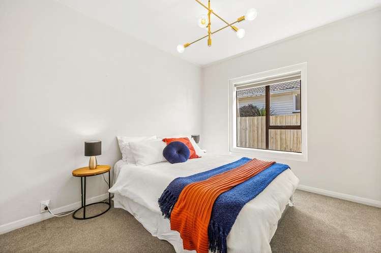 86 Racecourse Road Sockburn_7