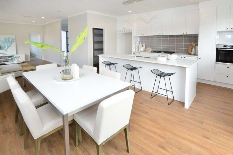 12 Lewis Younie Road Kumeu_1