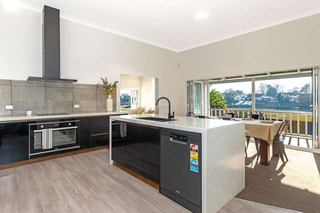 2 Cobden Street Gisborne_1