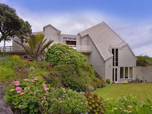 9 Old Beach Road Cape Foulwind_1