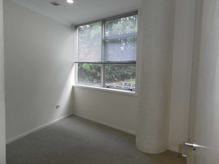 2j/21 Hargreaves Street Auckland Central_9