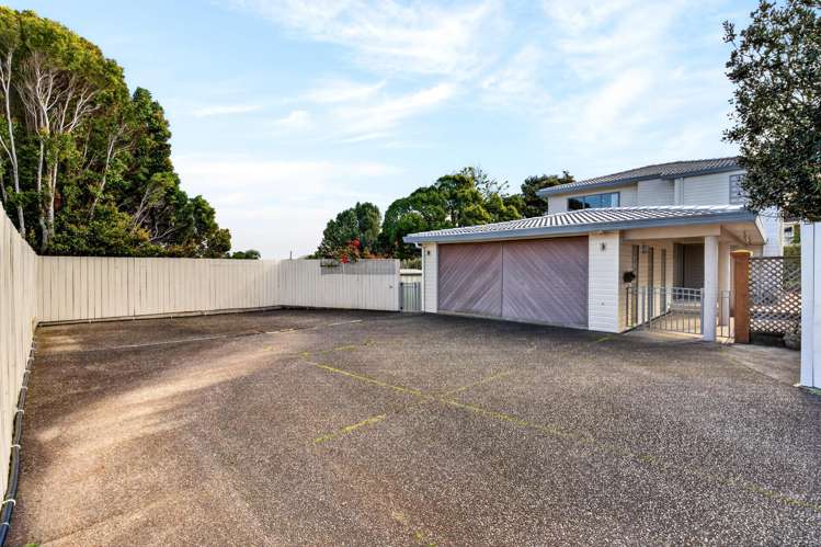2/51 Merani Street Belmont_18