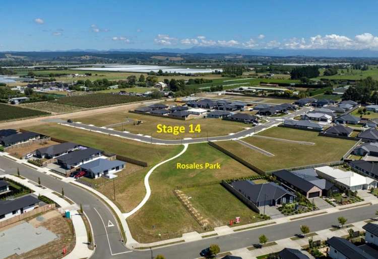 27 Ambrosia Street The Meadows_1