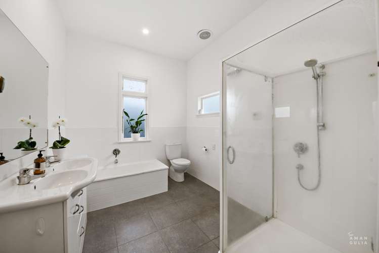 6 & 8 Marie Avenue Hillsborough_15