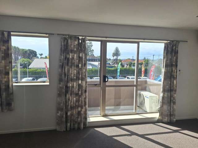 14J Hoteo Avenue 10695_1