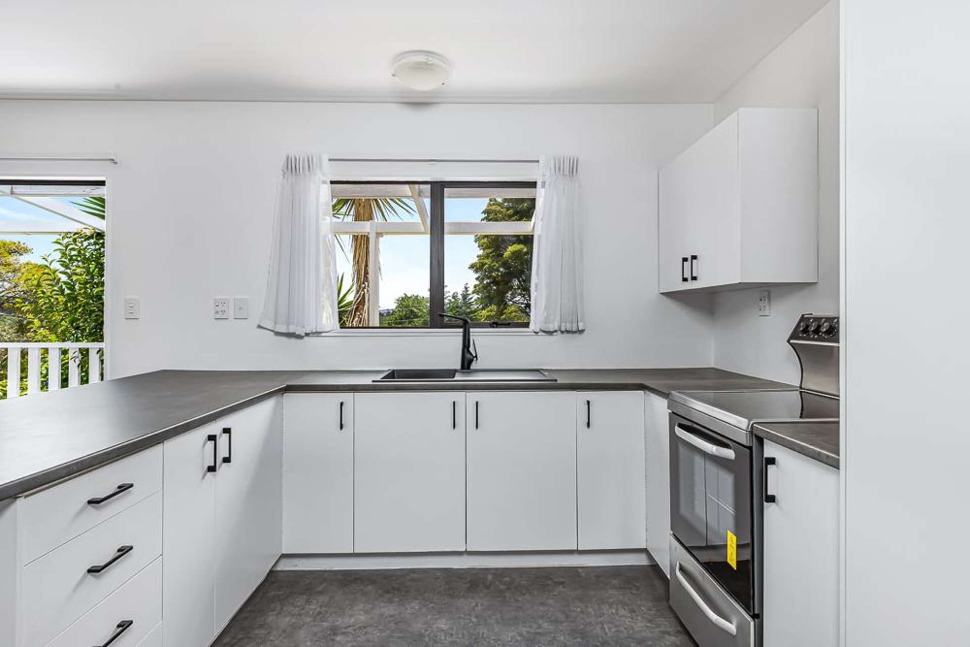 2/63 Rodney Street Wellsford_0