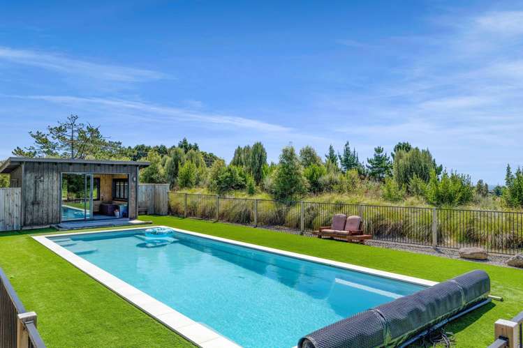 323 Koru Road Koru_37